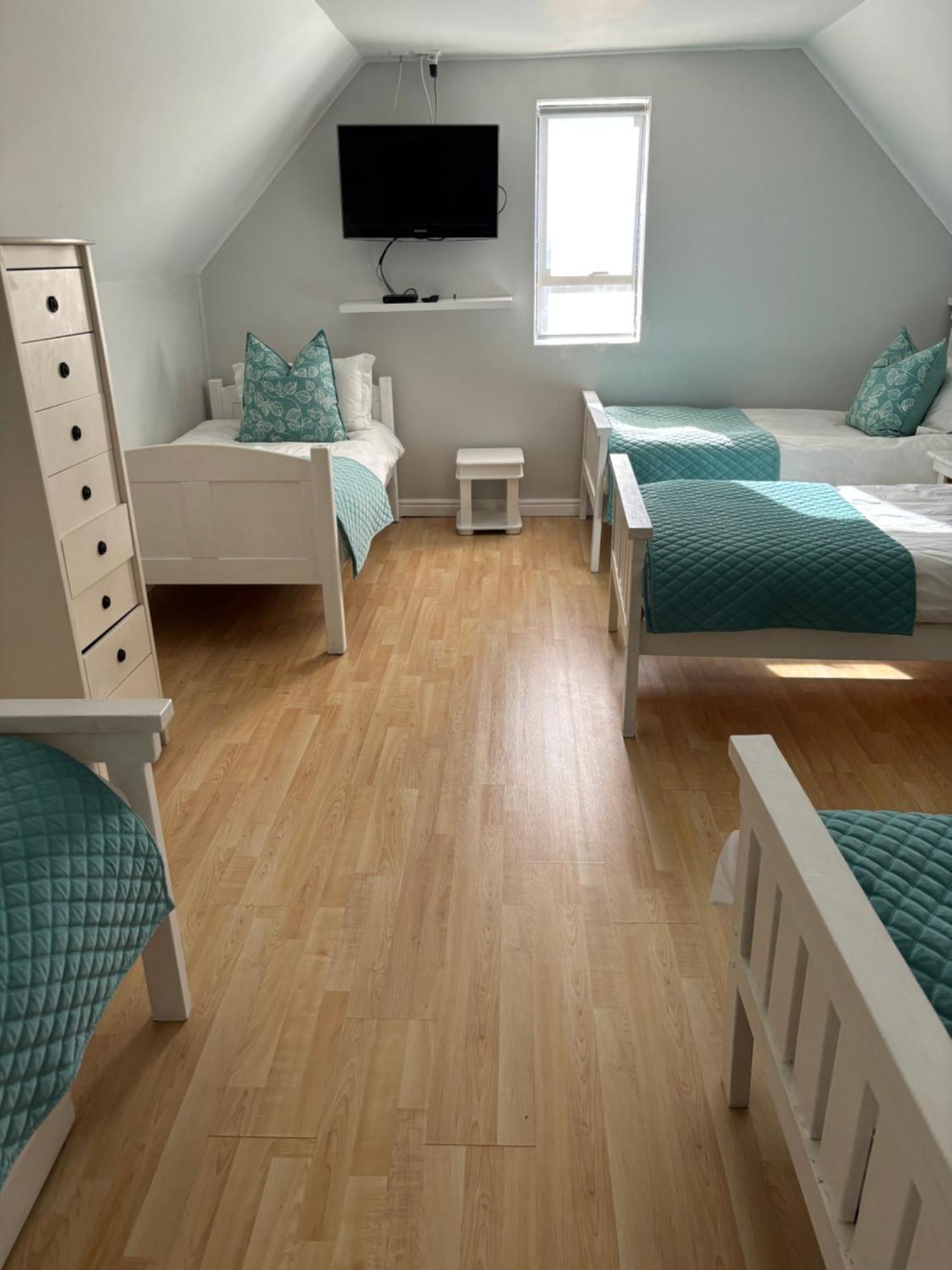 12 Leisel Lane Holiday home *